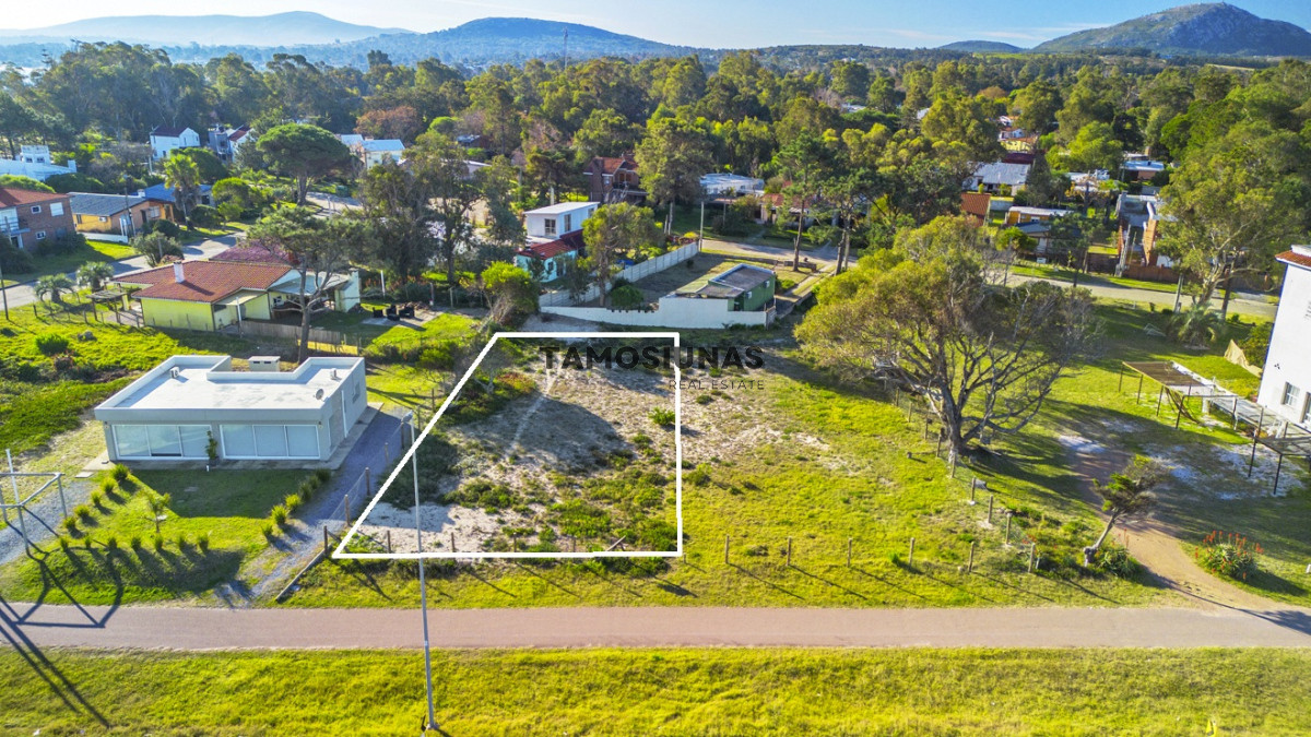 Terreno ID.509 - Venta de Terreno Frente al Mar Piriapolis 