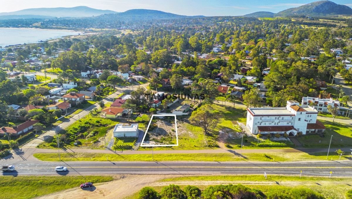 Terreno ID.509 - Venta de Terreno Frente al Mar Piriapolis 