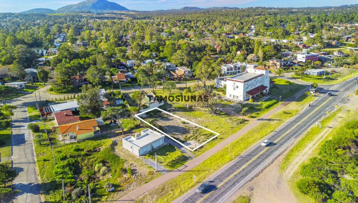Terreno ID.509 - Venta de Terreno Frente al Mar Piriapolis 