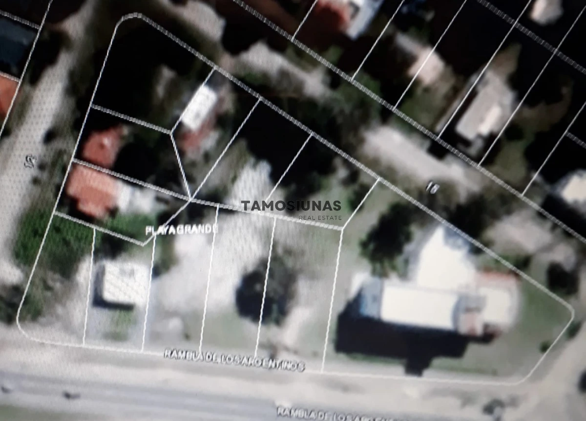 Terreno ID.509 - Venta de Terreno Frente al Mar Piriapolis 