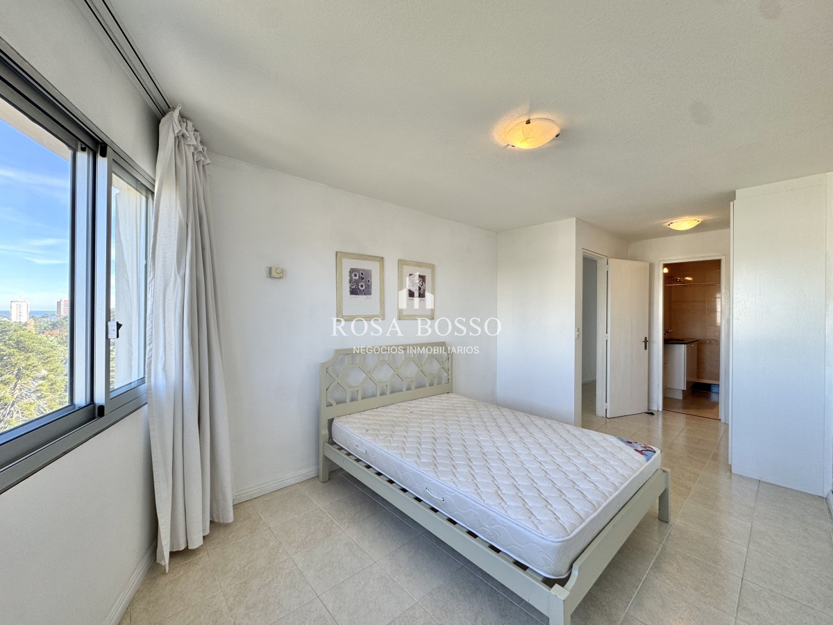 Apartamento ID.9628 - Apartamento Venta 3 dormitorios Roosevelt Punta del Este