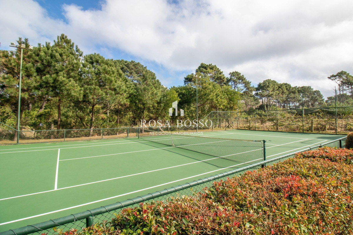 Apartamento ID.9580 - Apartamento en venta 3 dormitorios en suite en Quartier Punta del Este