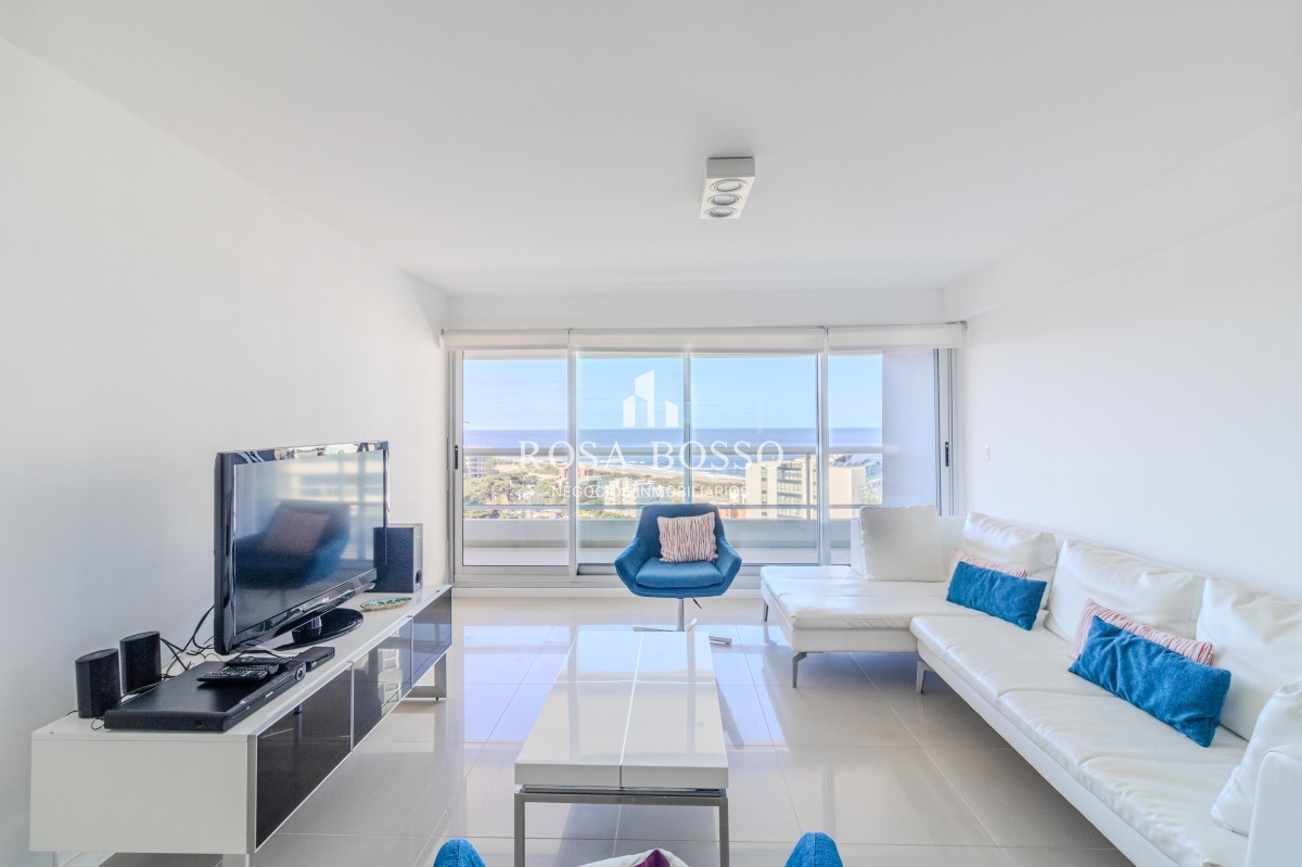 Apartamento ID.9580 - Apartamento en venta 3 dormitorios en suite en Quartier Punta del Este