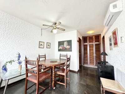 Apartamento luminoso a pasos del mar - GoPunta - Portal Inmobiliario de Punta del Este - Maldonado