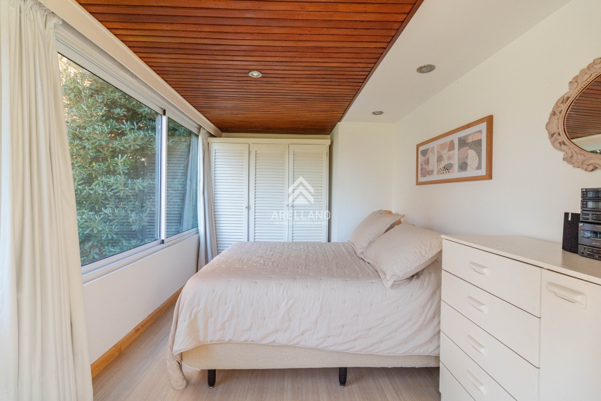Apartamento ID.4270 - 3 dormitorios frente al mar en playa mansa