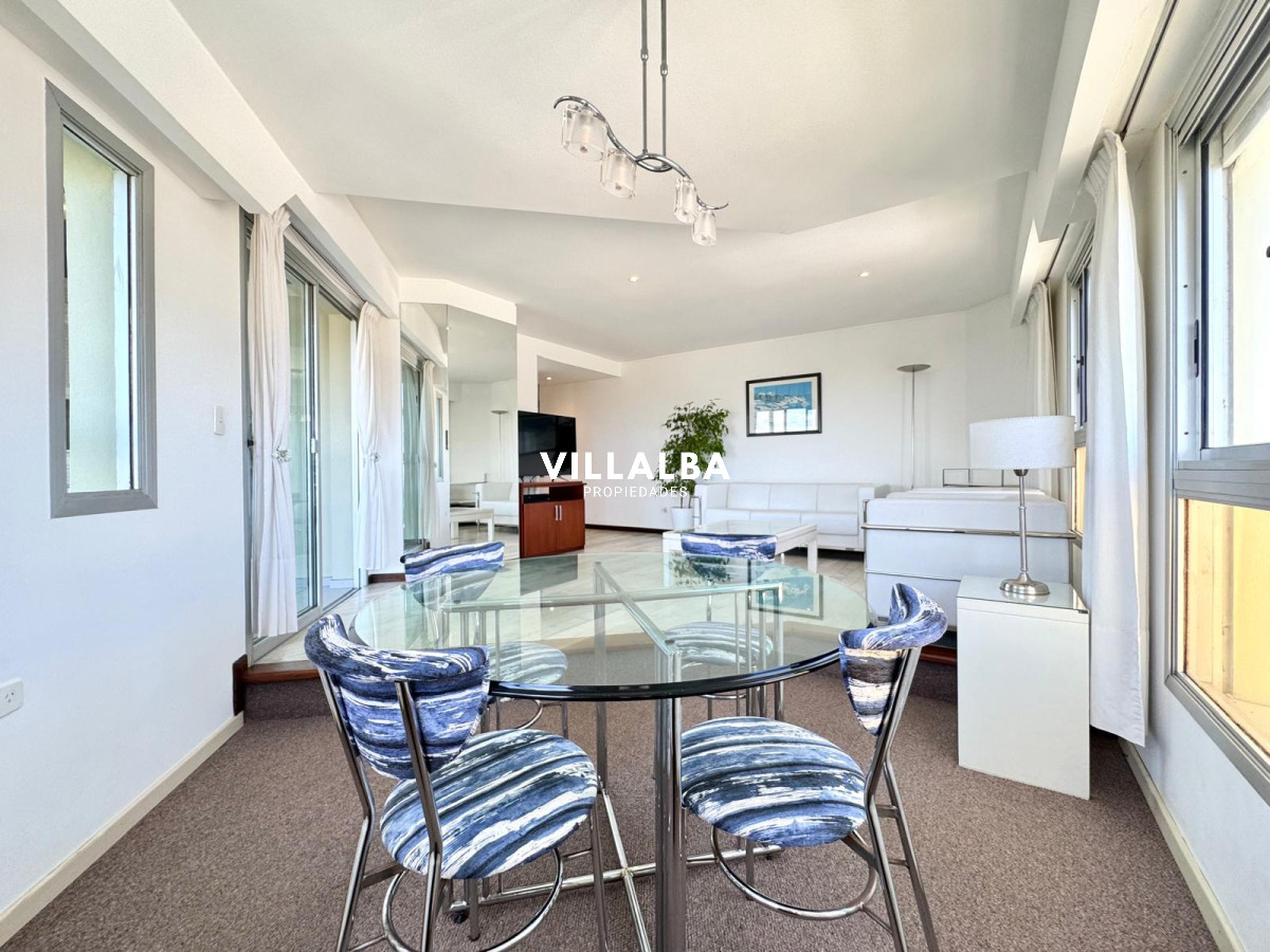 Apartamento ID.3420 - Hermoso apartamento en piso alto con parrillero propio