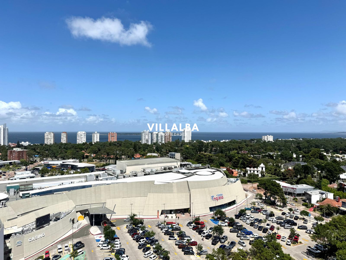 Apartamento ID.3420 - Hermoso apartamento en piso alto con parrillero propio