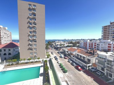 Apartamento en venta de 1 dormitorio en peninsula