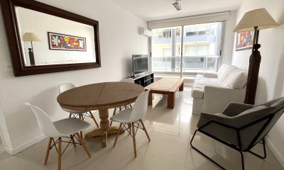 Apartamento a la venta en Península, Punta del Este