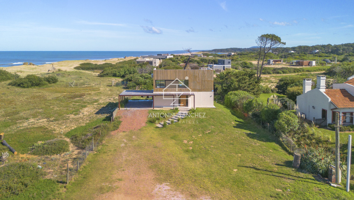 Casa ID.2177 - Casa en venta a pasos del mar, Chihuahua