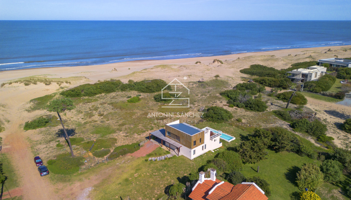 Casa ID.2177 - Casa en venta a pasos del mar, Chihuahua