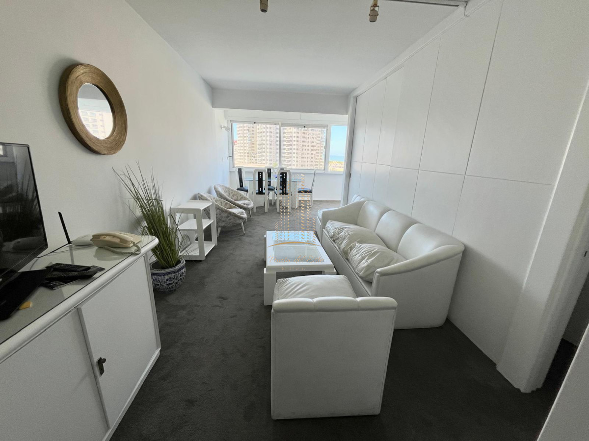 Apartamento ID.689 - Apartamento a la venta en primera linea de mansa!!