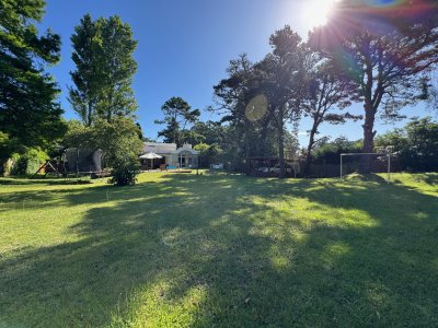 gran propiedad en venta en el corazón de punta del este. - dua256c