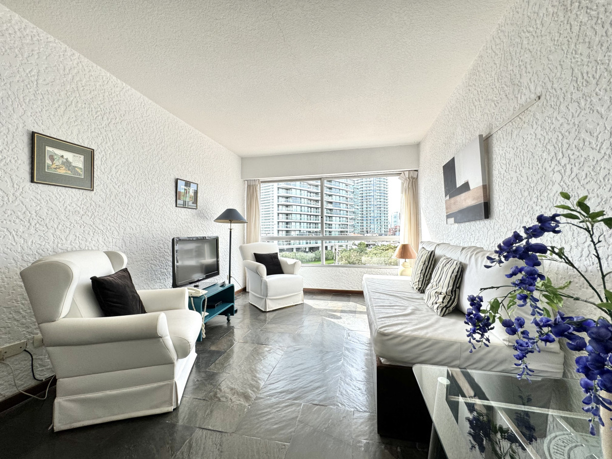 Apartamento Luminoso a pasos del mar!