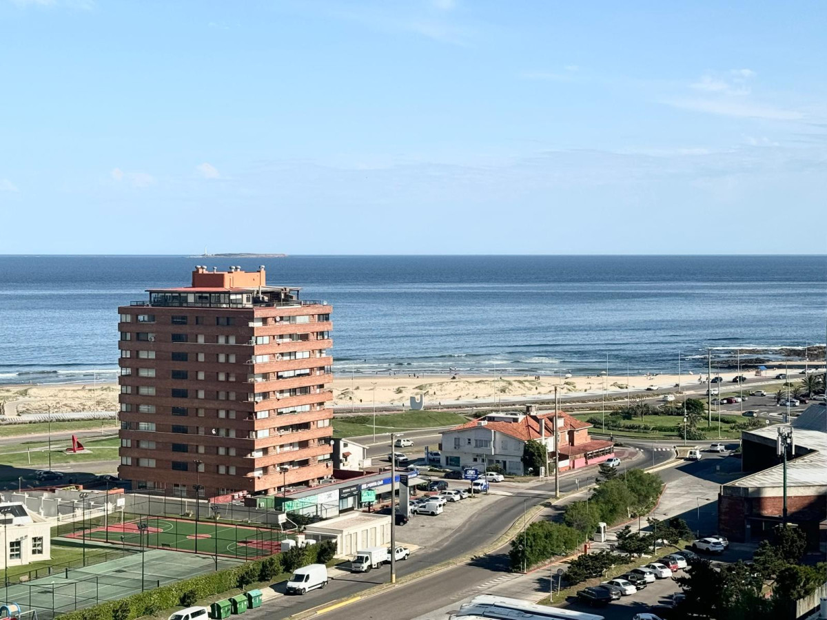 Hermoso apartamento en torre de categoria