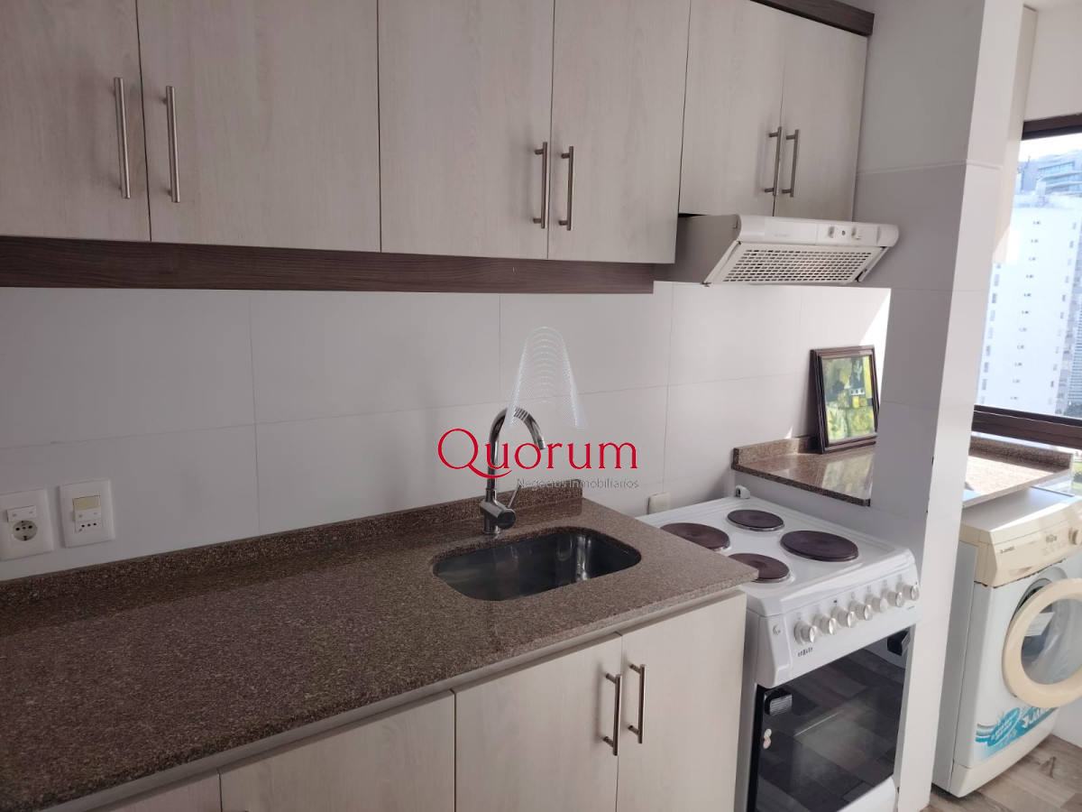 Apartamento ID.504 - Venta Apartamento 3 dormitorios Frente al Mar Playa Brava Punta del Este