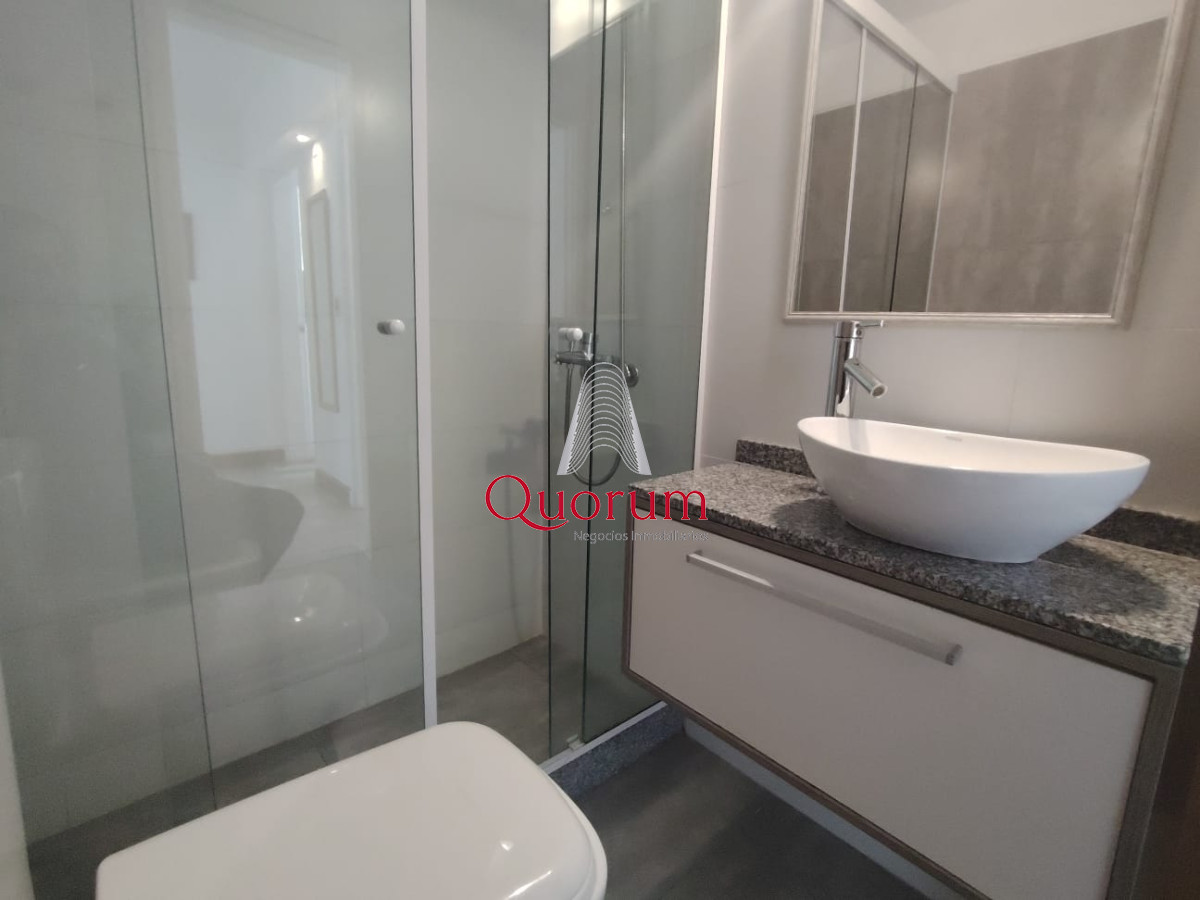 Apartamento ID.504 - Venta Apartamento 3 dormitorios Frente al Mar Playa Brava Punta del Este