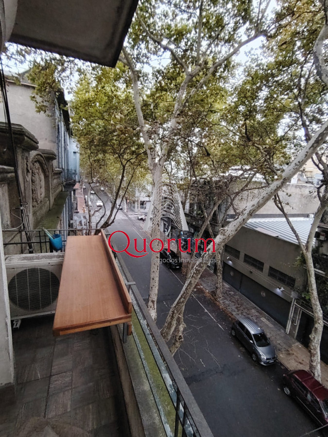 Apartamento ID.540 - Venta apartamento 3 dormitorios 2 baños Montevideo Centro Sur.