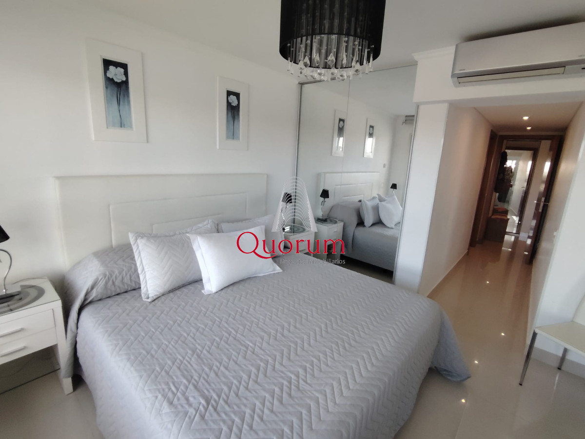 Apartamento ID.515 - Alquiler Temporal apartamento 2 dormitorios Playa Mansa Miami Boulevard Punta del Este