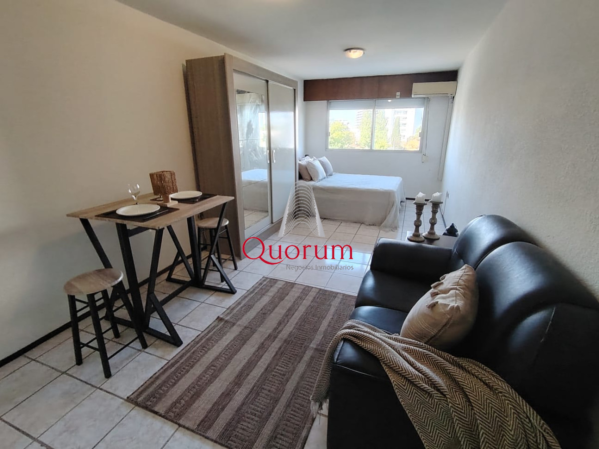 Apartamento ID.476 - Venta Monoambiente Punta del Este