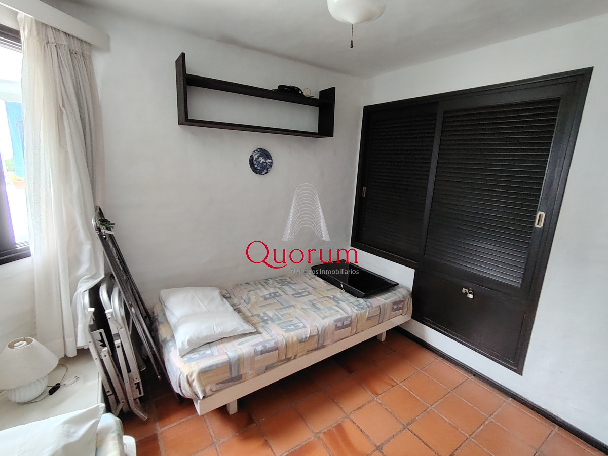 Apartamento ID.452 - Venta Apartamento 2 dormitorios 2 baños Punta del Este Playa Brava