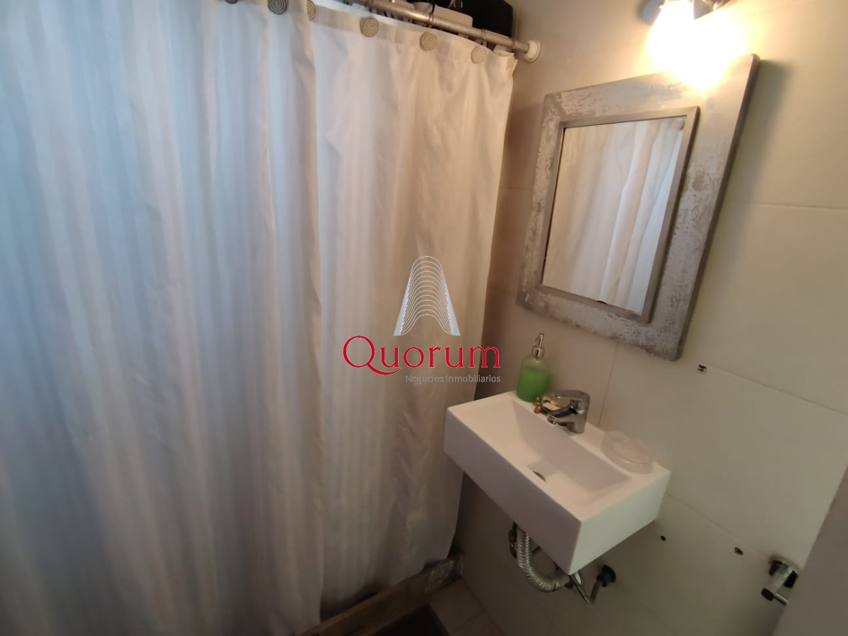 Apartamento ID.505 - Venta Apartmento Punta del Este, Península, 2 dormitorios, gran vista al mar.