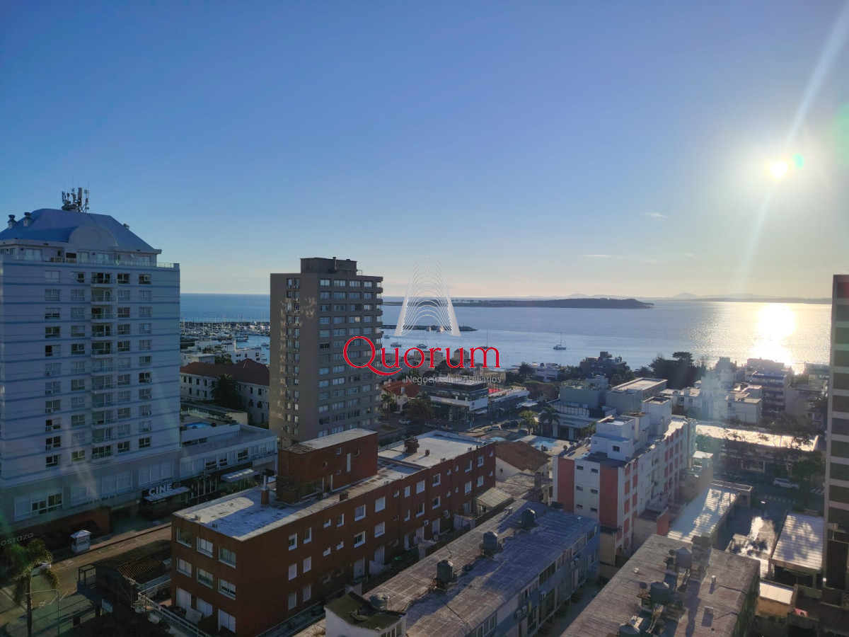 Apartamento ID.505 - Venta Apartmento Punta del Este, Península, 2 dormitorios, gran vista al mar.