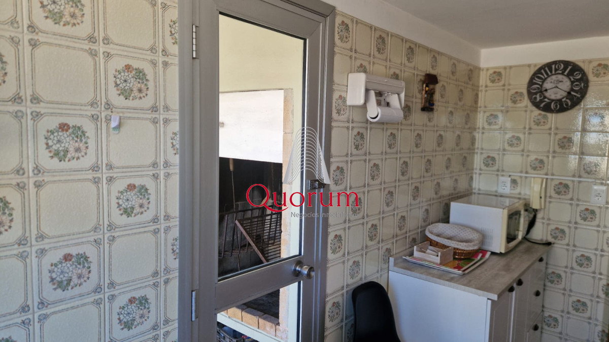Apartamento ID.428 - Venta apartamento 3 dormitorios 2 baños Oportunidad Punta del Este