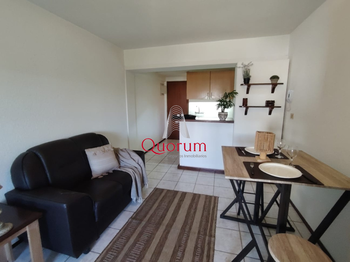 Apartamento ID.476 - Venta Monoambiente Punta del Este