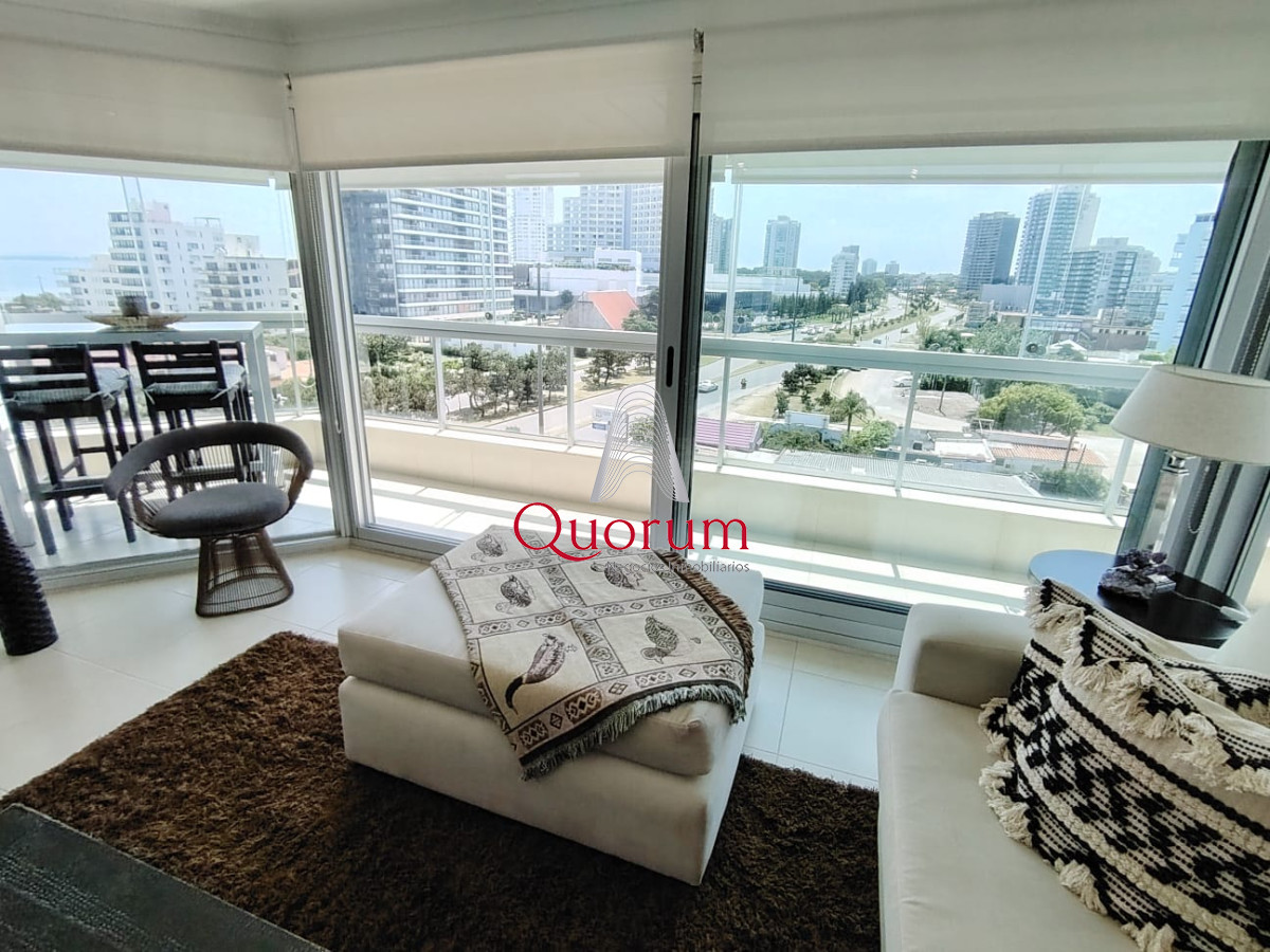 Apartamento ID.440 - Alquiler apartamento 4 dormitorios y parrillero propio en Punta del Este