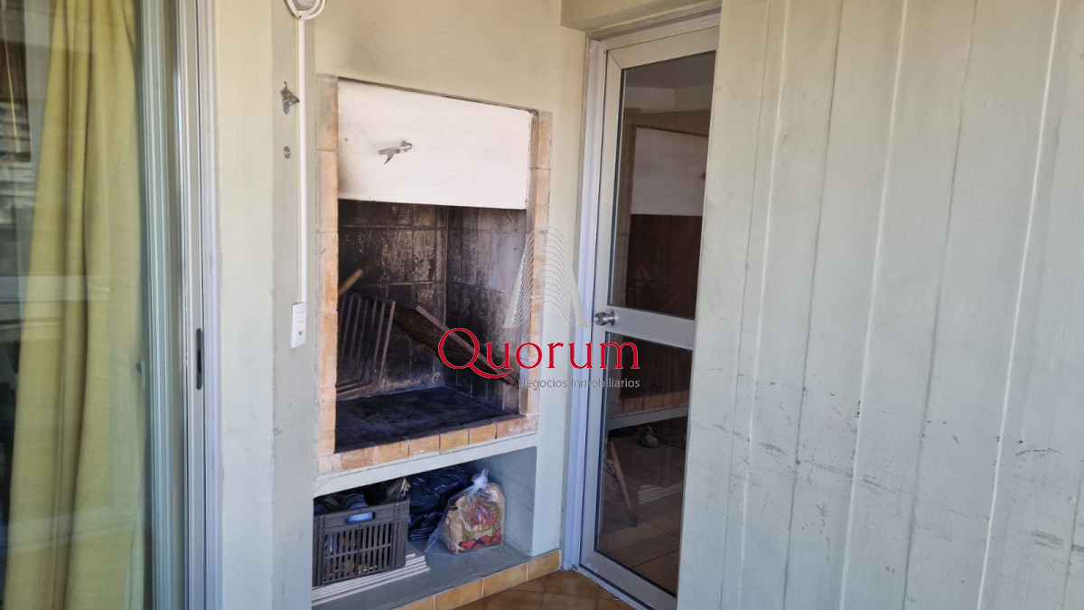 Apartamento ID.428 - Venta apartamento 3 dormitorios 2 baños Oportunidad Punta del Este
