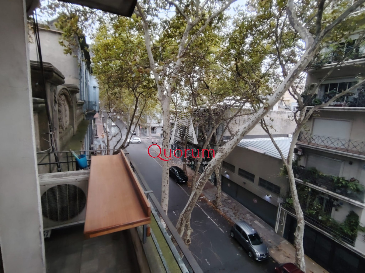 Apartamento ID.540 - Venta apartamento 3 dormitorios 2 baños Montevideo Centro Sur.