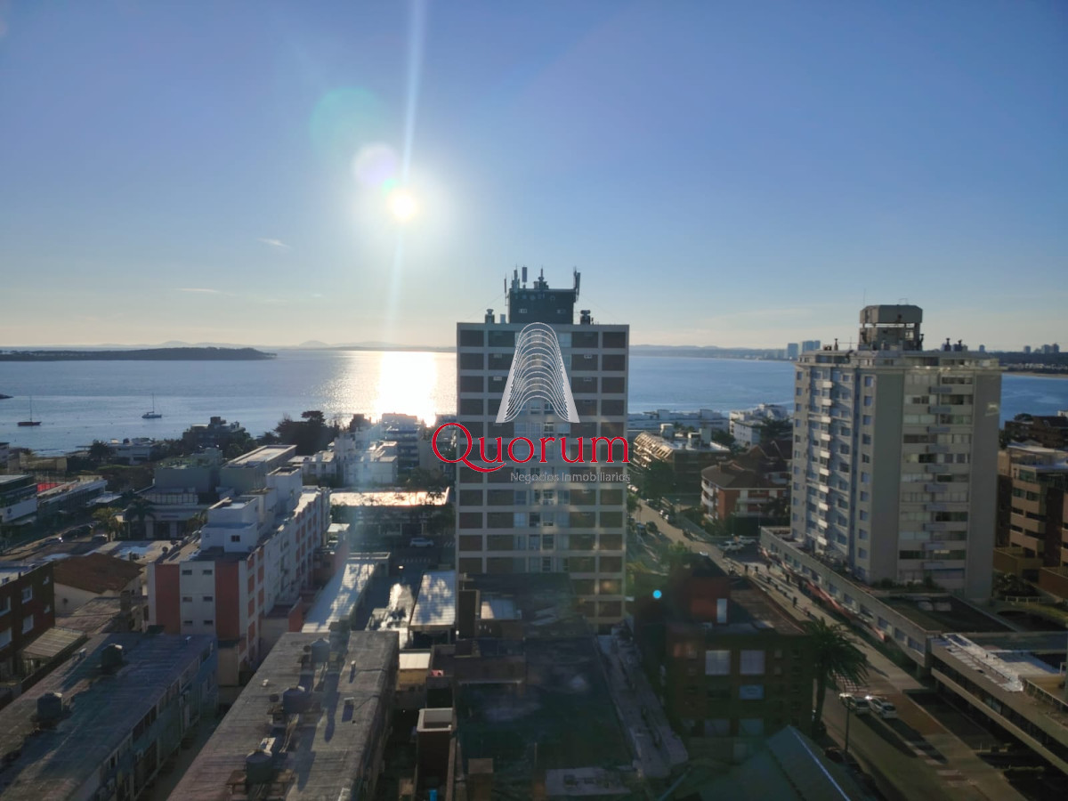 Apartamento ID.505 - Venta Apartmento Punta del Este, Península, 2 dormitorios, gran vista al mar.