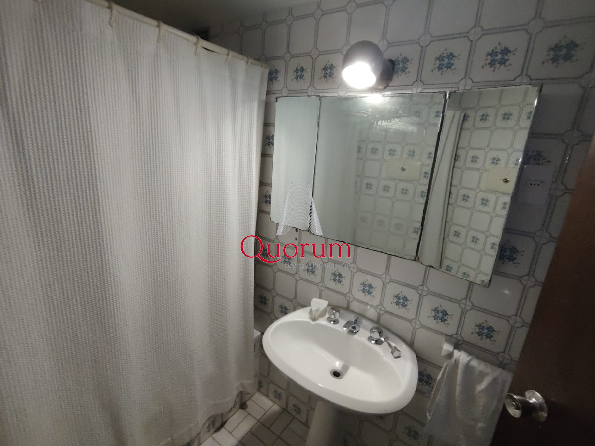 Apartamento ID.516 - Alquiler temporada apartamento 1dormitorio y medio frente al mar Playa Brava Punta del Este