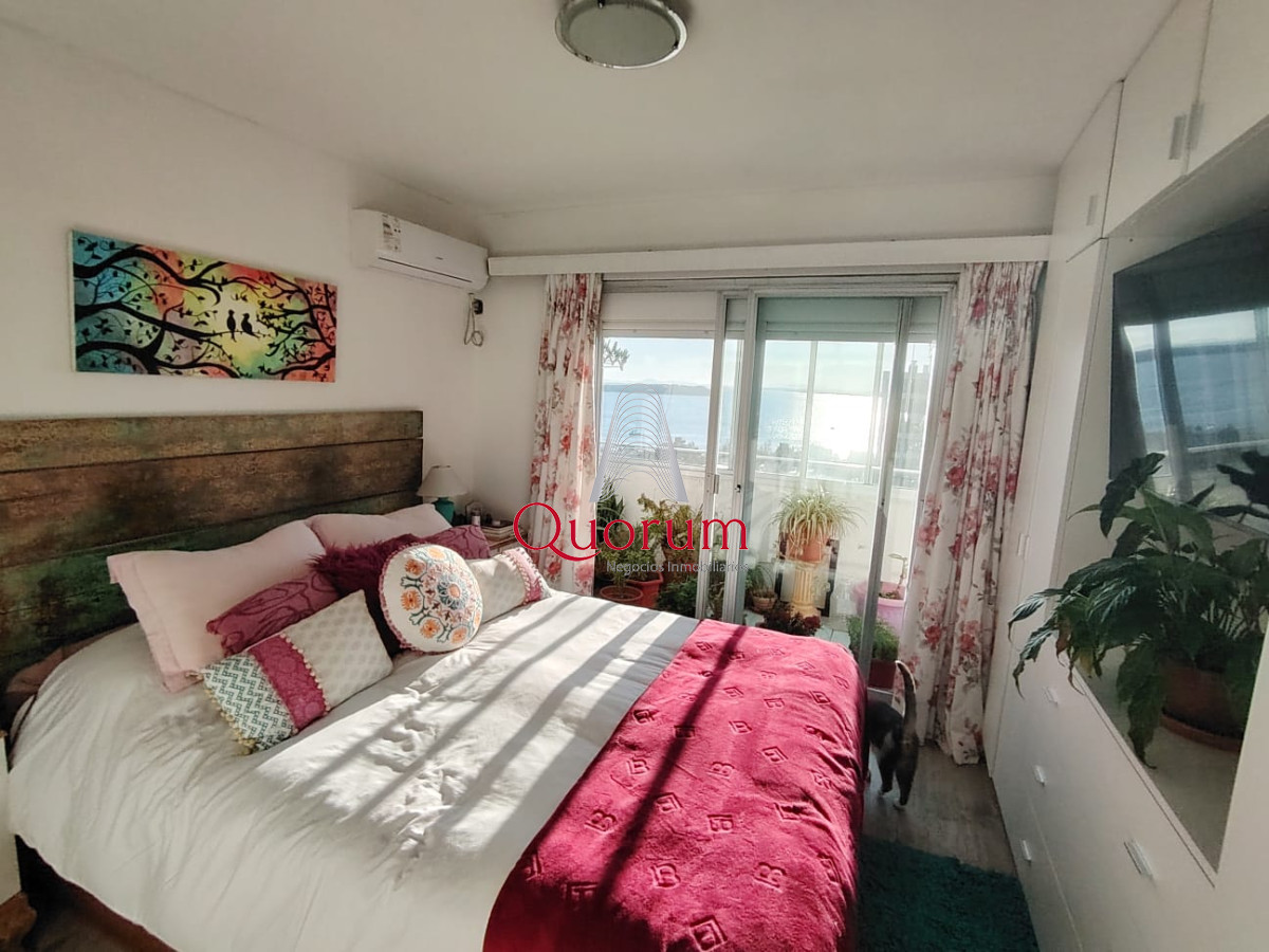 Apartamento ID.505 - Venta Apartmento Punta del Este, Península, 2 dormitorios, gran vista al mar.