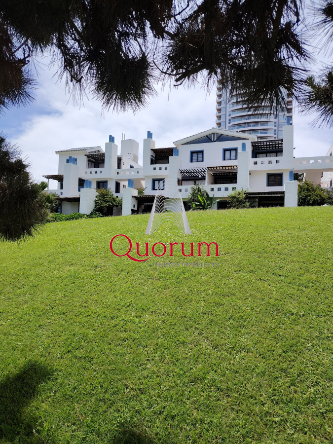 Apartamento ID.452 - Venta Apartamento 2 dormitorios 2 baños Punta del Este Playa Brava