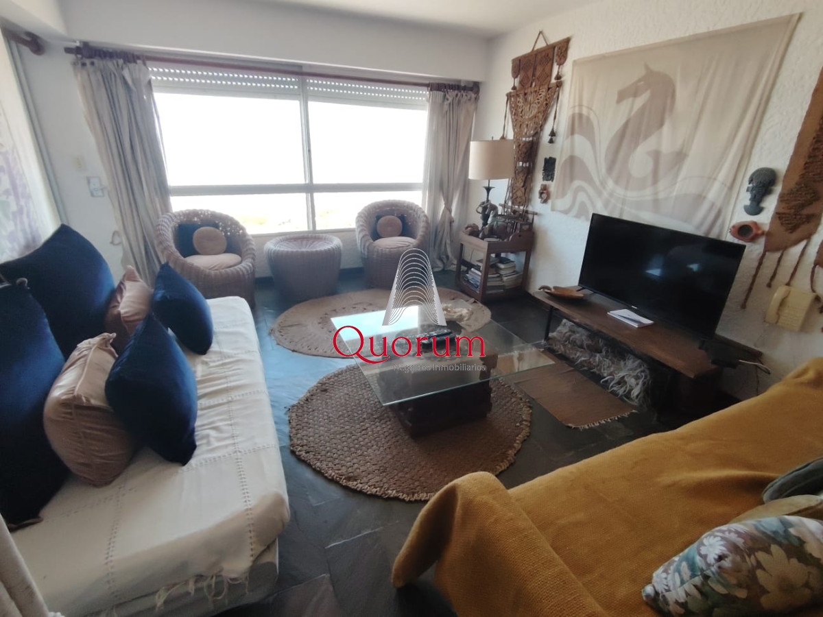 Apartamento ID.516 - Alquiler temporada apartamento 1dormitorio y medio frente al mar Playa Brava Punta del Este