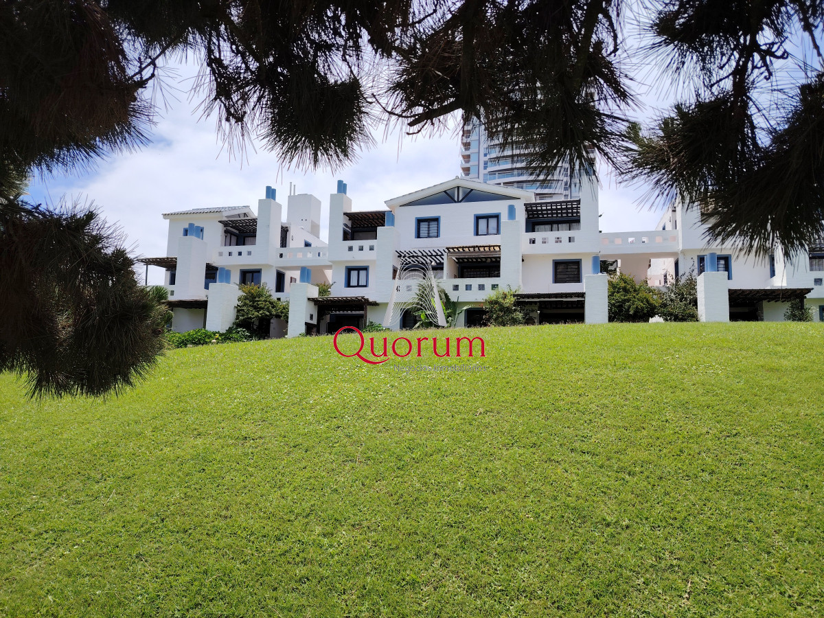 Apartamento ID.452 - Venta Apartamento 2 dormitorios 2 baños Punta del Este Playa Brava