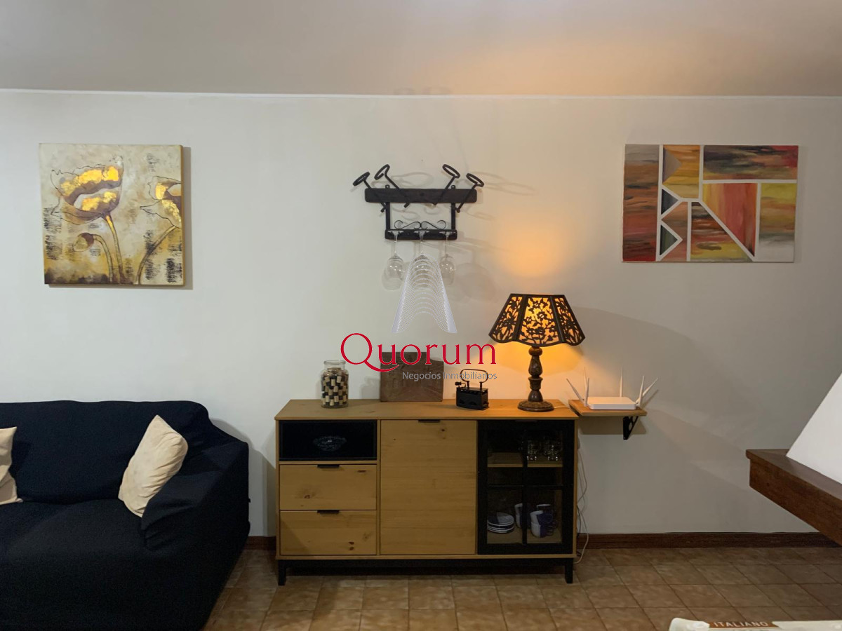 Apartamento ID.428 - Venta apartamento 3 dormitorios 2 baños Oportunidad Punta del Este