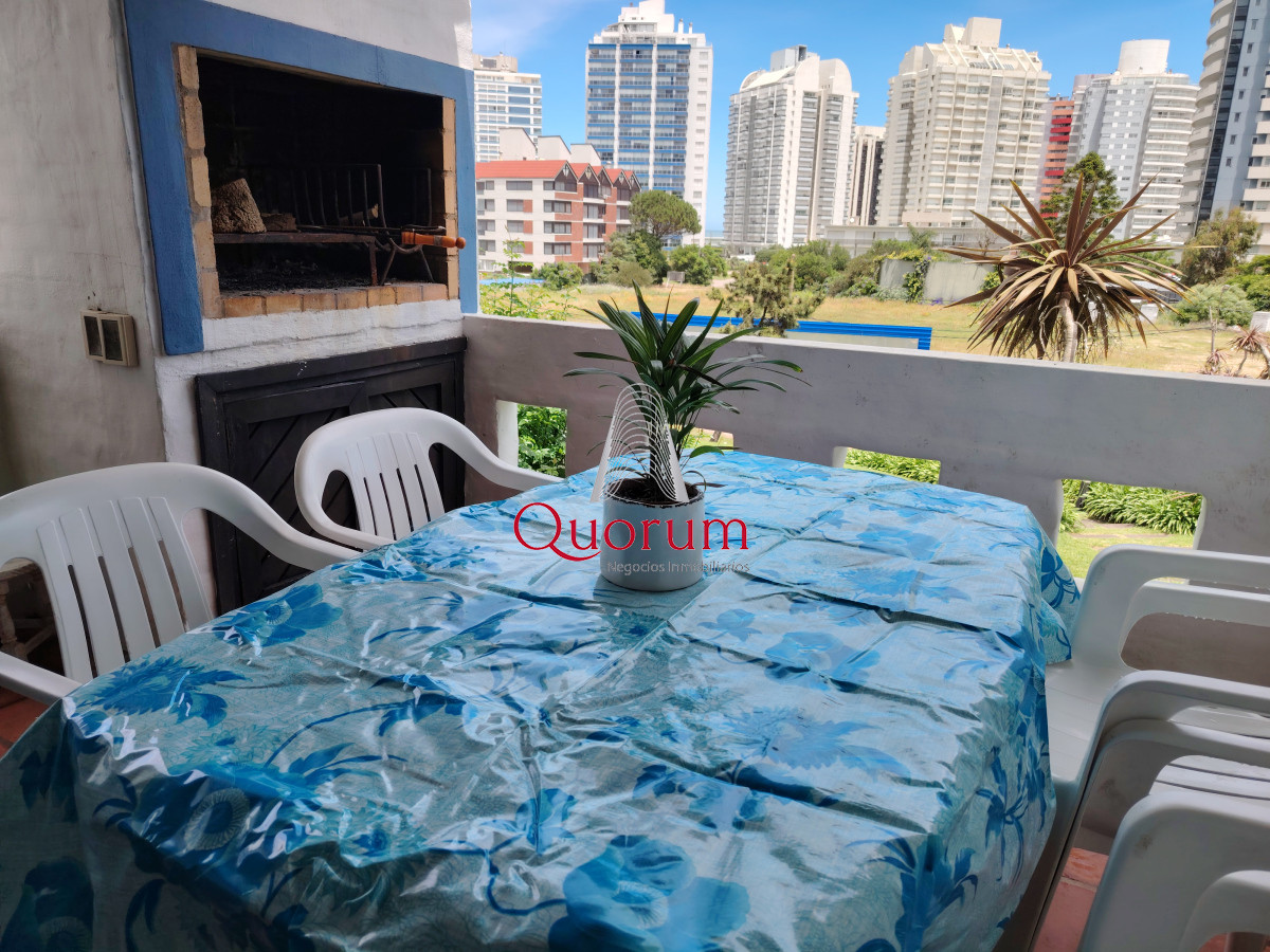 Apartamento ID.452 - Venta Apartamento 2 dormitorios 2 baños Punta del Este Playa Brava