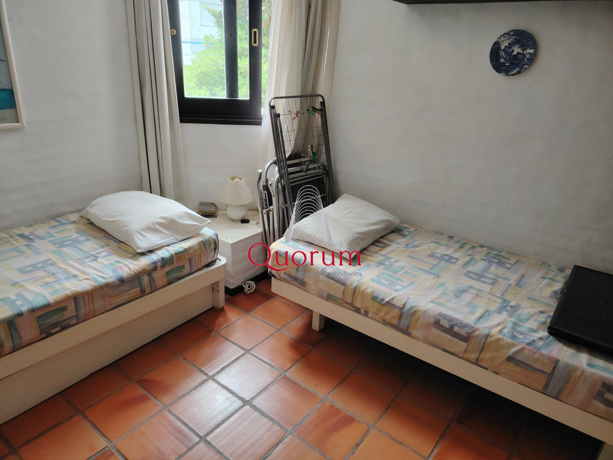 Apartamento ID.452 - Venta Apartamento 2 dormitorios 2 baños Punta del Este Playa Brava