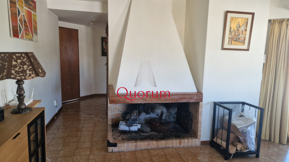 Apartamento ID.428 - Venta apartamento 3 dormitorios 2 baños Oportunidad Punta del Este