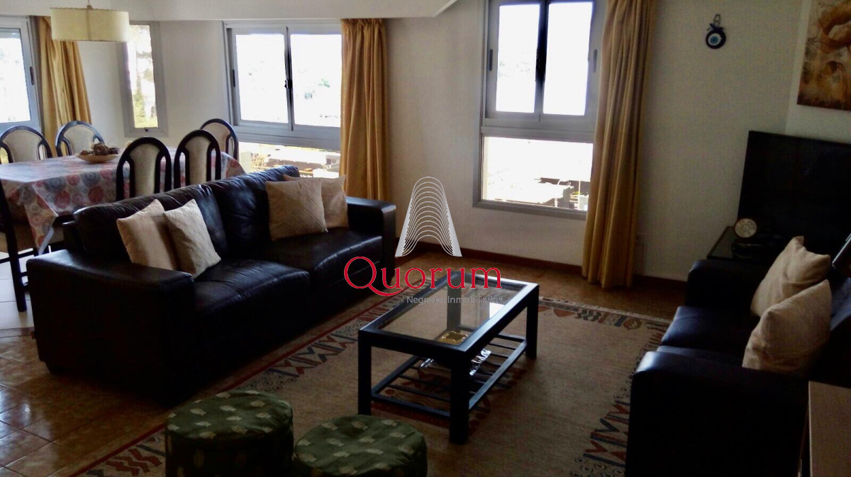 Apartamento ID.428 - Venta apartamento 3 dormitorios 2 baños Oportunidad Punta del Este