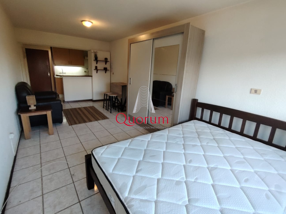Apartamento ID.476 - Venta Monoambiente Punta del Este