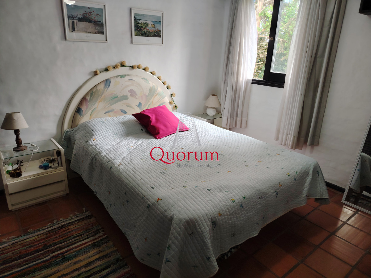 Apartamento ID.452 - Venta Apartamento 2 dormitorios 2 baños Punta del Este Playa Brava