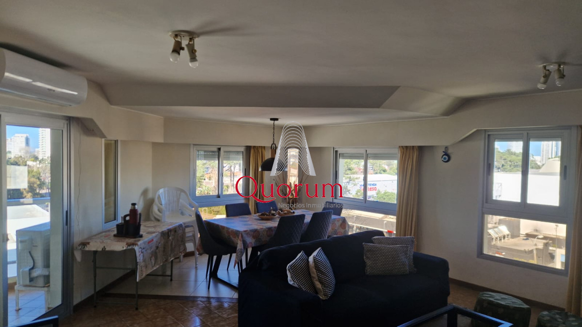 Apartamento ID.428 - Venta apartamento 3 dormitorios 2 baños Oportunidad Punta del Este