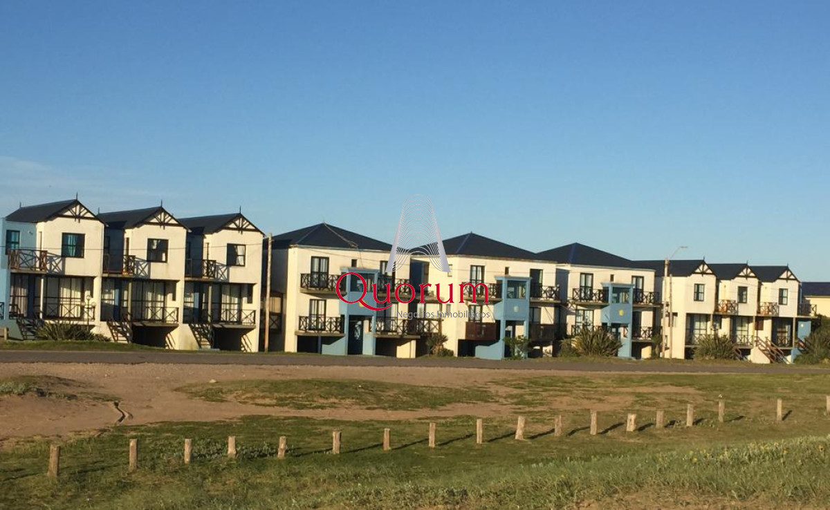 Casa ID.384 - Venta casa 2 dormitorios La Paloma Frente al mar El Cabito Rocha Uruguay