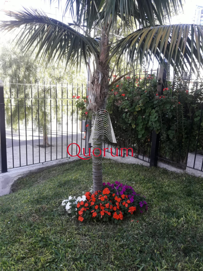 Casa ID.529 - Venta casa 4 dormitorios 3 baños en Malvin Montevideo