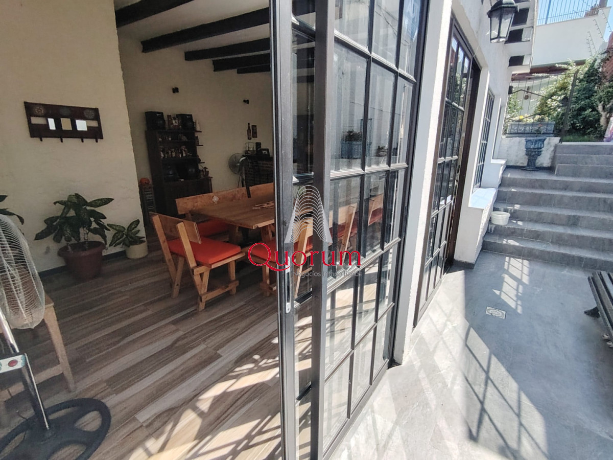 Casa ID.529 - Venta casa 4 dormitorios 3 baños en Malvin Montevideo