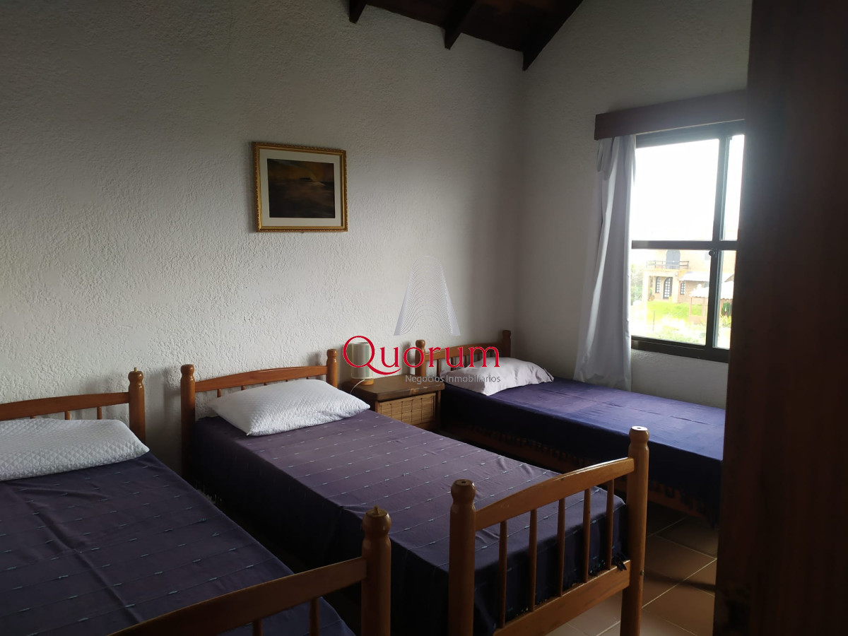 Casa ID.384 - Venta casa 2 dormitorios La Paloma Frente al mar El Cabito Rocha Uruguay